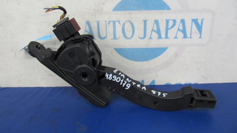 Педаль газа HYUNDAI ELANTRA MD 10-15 Седан 1.8