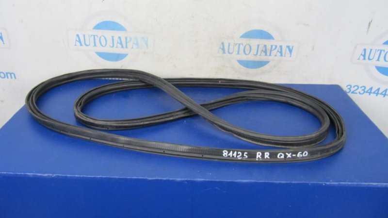Уплотнитель крышки багажника INFINITI QX60/JX35 12-20 90832-3JA1A Б/У