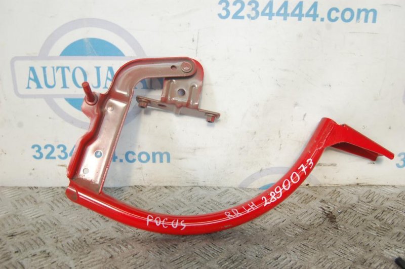 Запчасть петля крышки багажника левая FORD FOCUS 10-18 CM5Z-5442701-B Б/У Петля крышки багажника левая FORD FOCUS 10-18 CM5Z-5442701-B Б/У