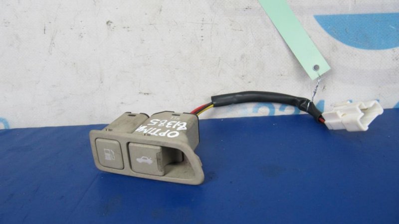 Кнопка открывания багажника внутренняя KIA OPTIMA TF 11-16 93555-2T000UP Б/У
