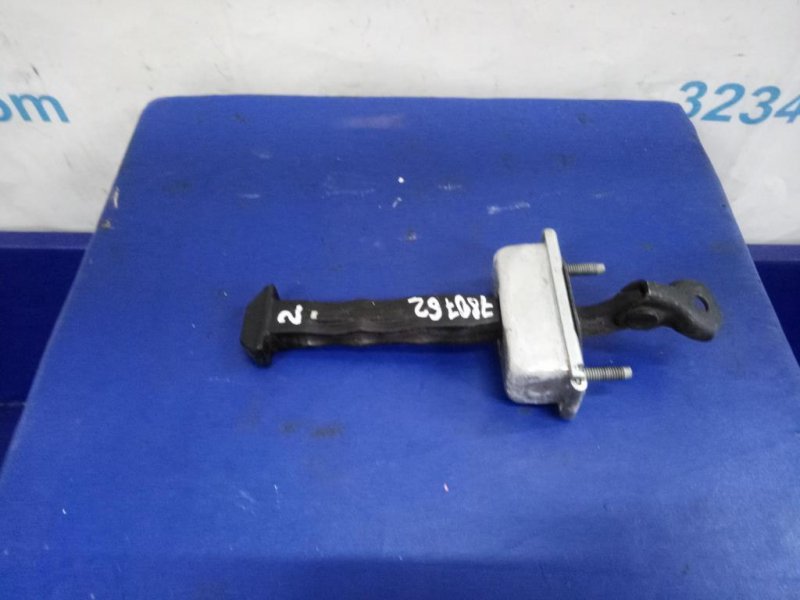 Ограничитель двери передний левый FORD FOCUS 10-18 Б/У