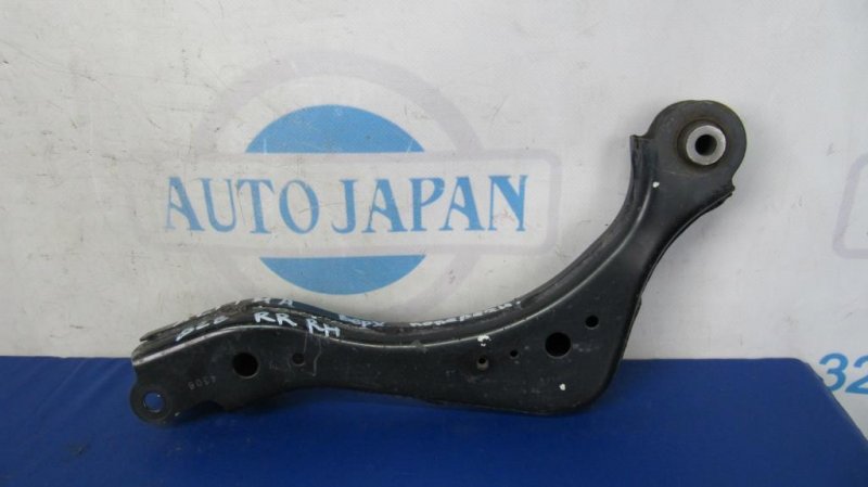 Рычаг задней подвески поперечный верхний задний правый NISSAN ALTIMA L33 12-18 L33 2.5