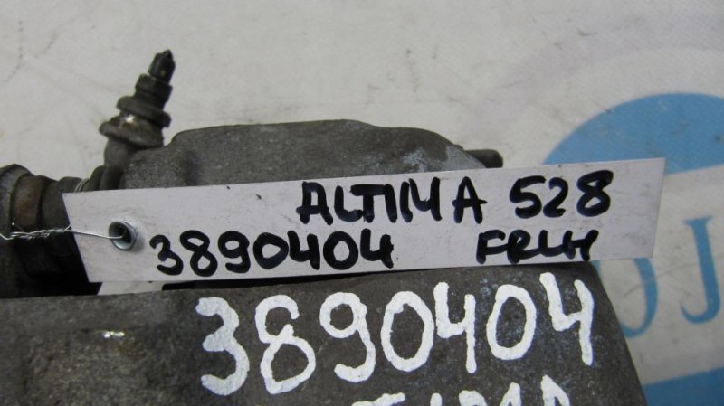 Суппорт тормозной передний левый ALTIMA L33 12-18 2014 L33 2.5 Суппорт тормозной передний левый ALTIMA L33 12-18 2014 L33 2.5