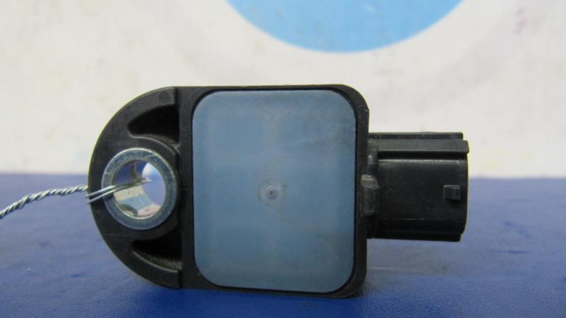 Датчик удара TOYOTA CAMRY 40 06-11