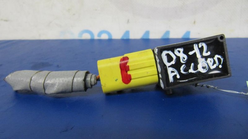 Датчик удара HONDA ACCORD USA 07-12
