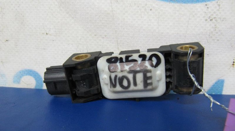 Датчик удара NISSAN NOTE 04-12 98830-AY00A Б/У