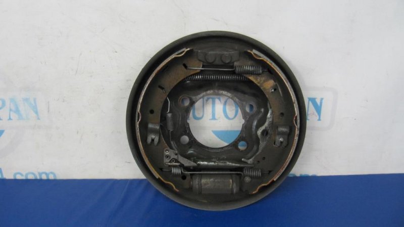 Тормозной механизм правый FORD FOCUS 10-18 BV6Z-2211-A Б/У