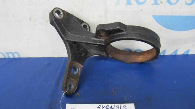 Запчасть кронштейн промежуточного вала TOYOTA AVENSIS 08-18 43457-28060 Б/У Кронштейн промежуточного вала TOYOTA AVENSIS 08-18 43457-28060 Б/У