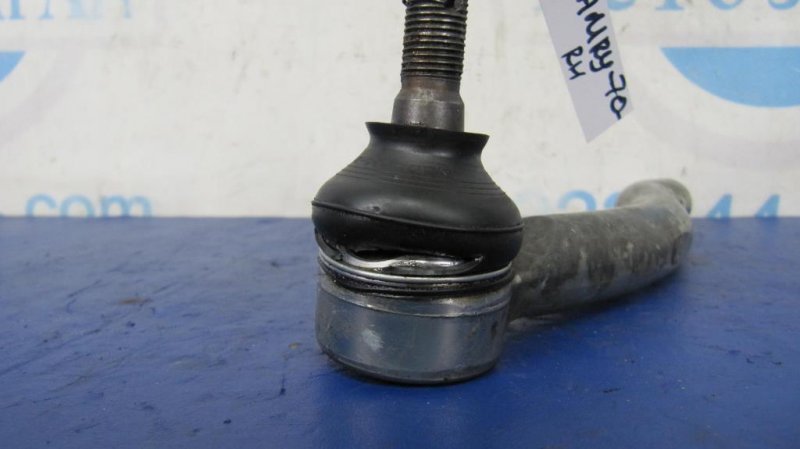 Рулевой наконечник правый TOYOTA CAMRY 70 17- Рулевой наконечник правый TOYOTA CAMRY 70 17-