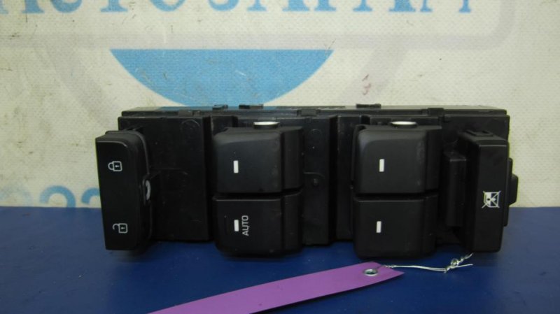 Блок управления стеклоподъемниками передний левый HYUNDAI SONATA LF 2014- 93570-C1000 Б/У