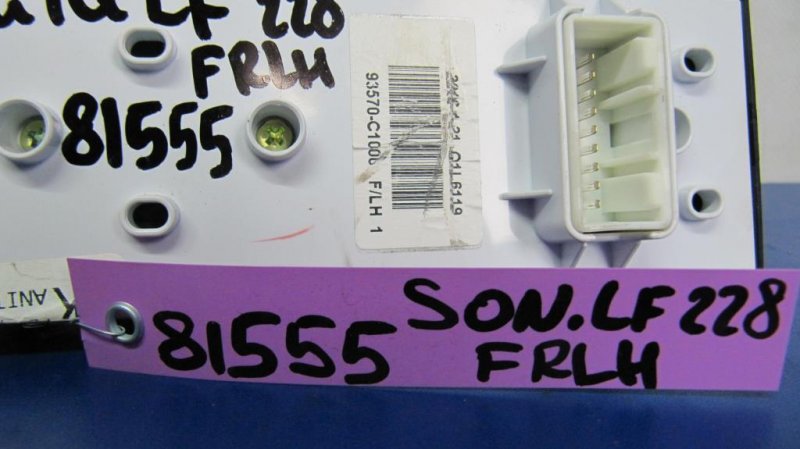 Блок управления стеклоподъемниками передний левый SONATA LF 2014-