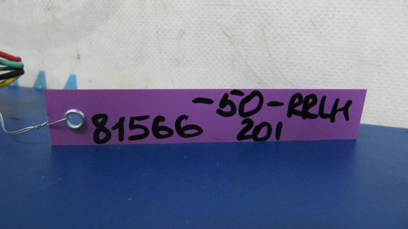 Кнопка стеклоподъемника CAMRY 50 12-15