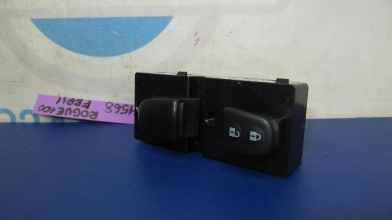 Кнопка стеклоподъемника передняя правая X-TRAIL/ROGUE T32 13-20