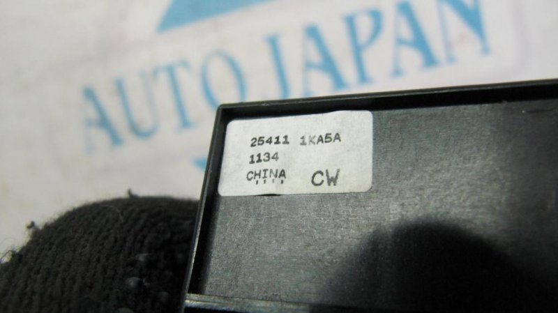 Кнопка стеклоподъемника передняя правая X-TRAIL/ROGUE T32 13-20