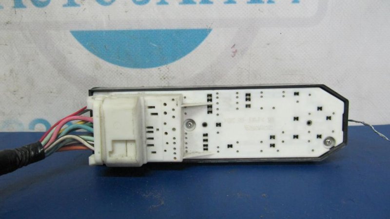 Блок управления стеклоподъемниками передний левый TOYOTA TUNDRA 07-13