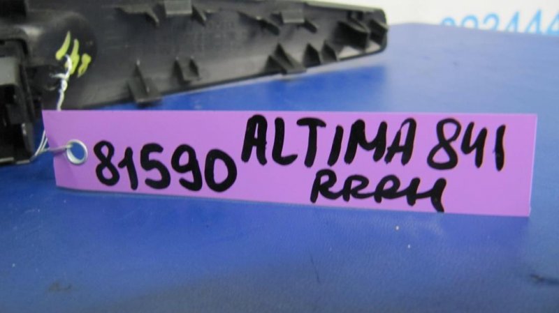 Кнопка стеклоподъемника ALTIMA L33 12-18 L33