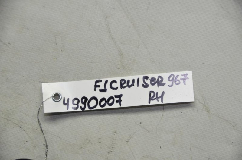 Фара передняя правая FJ CRUISER 06-15 2008 GSJ10 4.0 1GRFE Фара передняя правая FJ CRUISER 06-15 2008 GSJ10 4.0 1GRFE