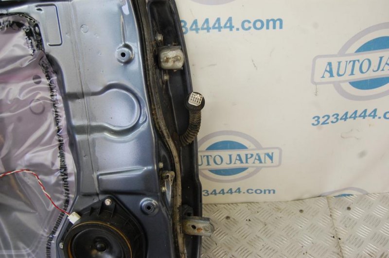 Дверь задняя левая HIGHLANDER 01-07 2006 ACU20 2.4 2AZFE