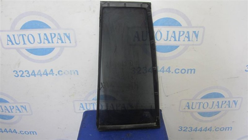 Стекло двери глухое заднее правое TOYOTA HIGHLANDER 01-07 ACU20 2.4 2AZFE Стекло двери глухое заднее правое TOYOTA HIGHLANDER 01-07 ACU20 2.4 2AZFE