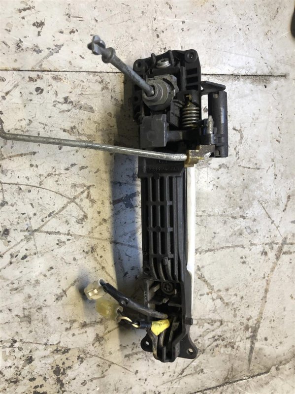 Ручка двери наружная передняя левая KIZASHI 09-14 2011 Седан 2.4 Ручка двери наружная передняя левая KIZASHI 09-14 2011 Седан 2.4