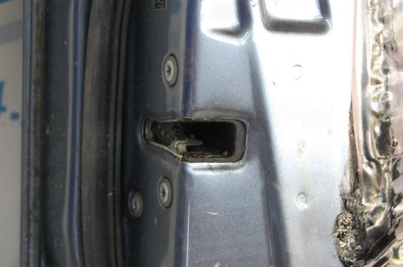 Дверь передняя левая HIGHLANDER 01-07 2006 ACU20 2.4 2AZFE