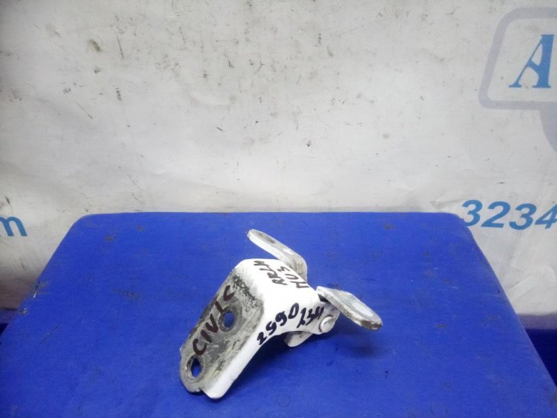 Запчасть петля двери нижняя задняя левая HONDA CIVIC 11-15 2012 Седан 1.8 67960-TR3-A01ZZ Б/У Петля двери нижняя задняя левая HONDA CIVIC 11-15 2012 Седан 1.8 67960-TR3-A01ZZ Б/У