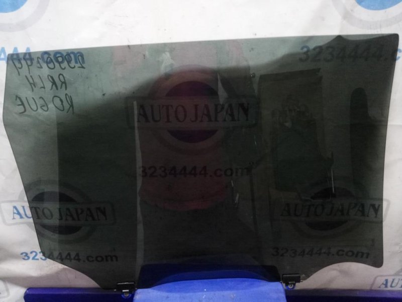 Стекло двери заднее левое NISSAN X-TRAIL/ROGUE T32 13-20