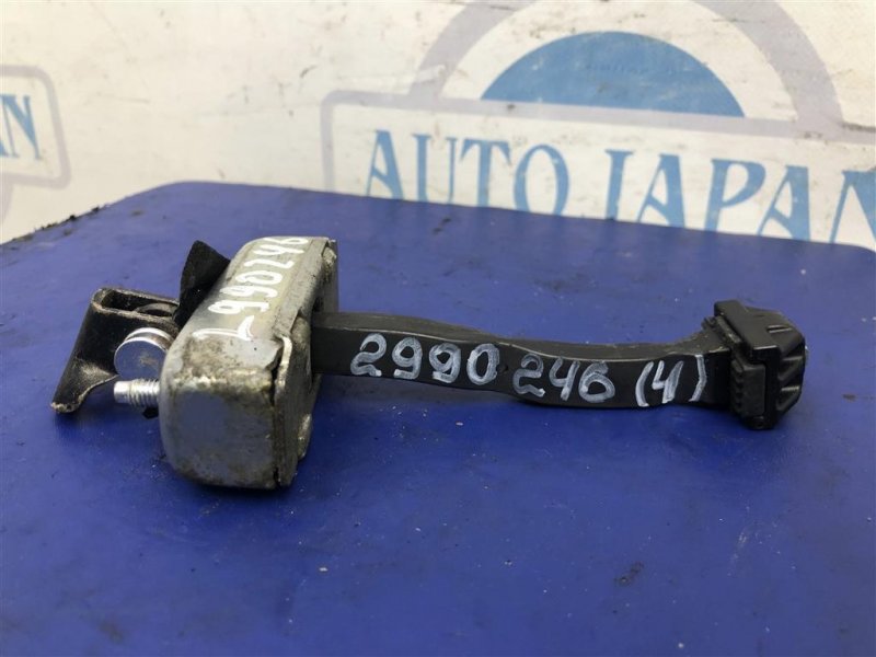 Ограничитель двери задний левый IS250/350 05-13 2010 Седан 2.5