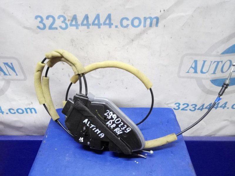 Замок двери задний правый NISSAN ALTIMA L33 12-18 2014 L33 2.5 82500-3TA0A Б/У