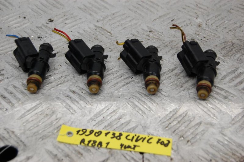 Форсунка топливная HONDA CIVIC 11-15 2012 Седан 1.8 16450-RWK-003 Б/У