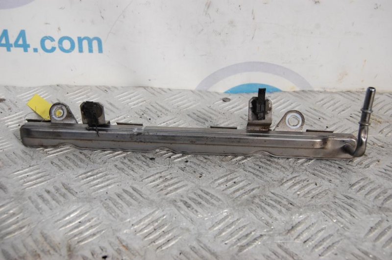 Топливная рейка SUZUKI KIZASHI 09-14 Седан 2.4