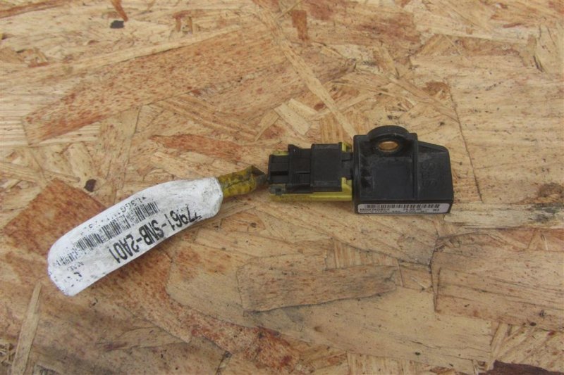 Датчик удара HONDA CIVIC 4D 06-11 FD Датчик удара HONDA CIVIC 4D 06-11 FD