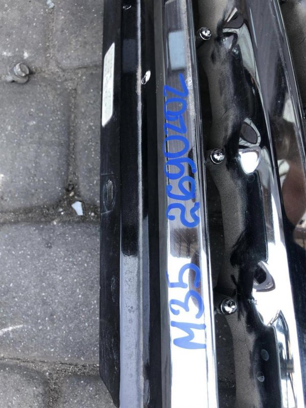 Решетка радиатора M35/M45 04-10