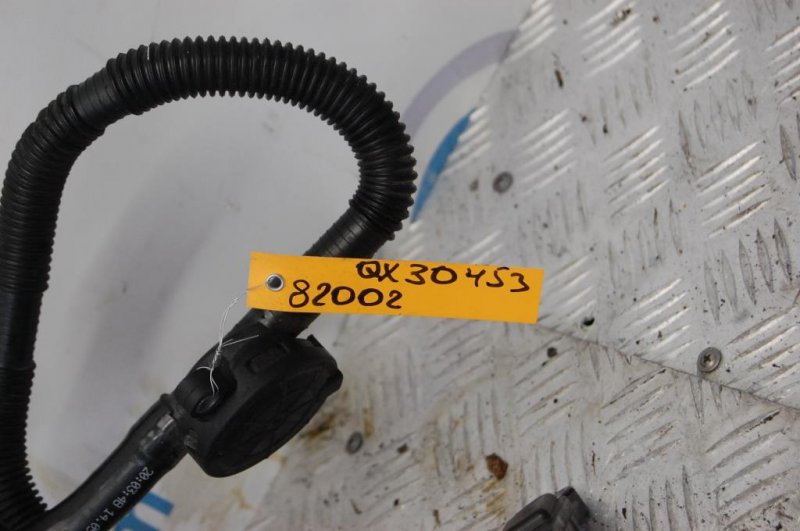 Крышка маслозаливной горловины QX30 16-20 2016 Внедорожник 2.0 20PET