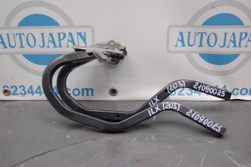 Петля крышки багажника правая ACURA ILX 12-16 2015 Седан 2.0 68610-TX6-A01ZZ Б/У