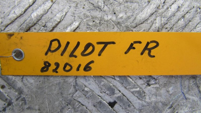 Замок капота PILOT 08-15 Замок капота PILOT 08-15