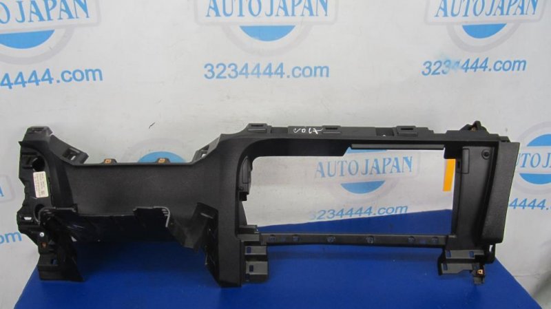 Накладка торпедо CHEVROLET VOLT 10-15 22832734 Б/У