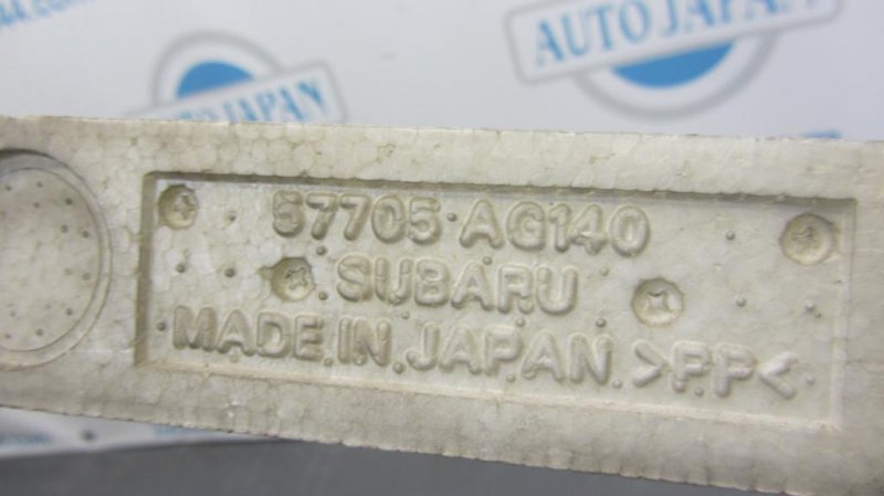 Наполнитель бампера передний LEGACY 03-09 BL/BP