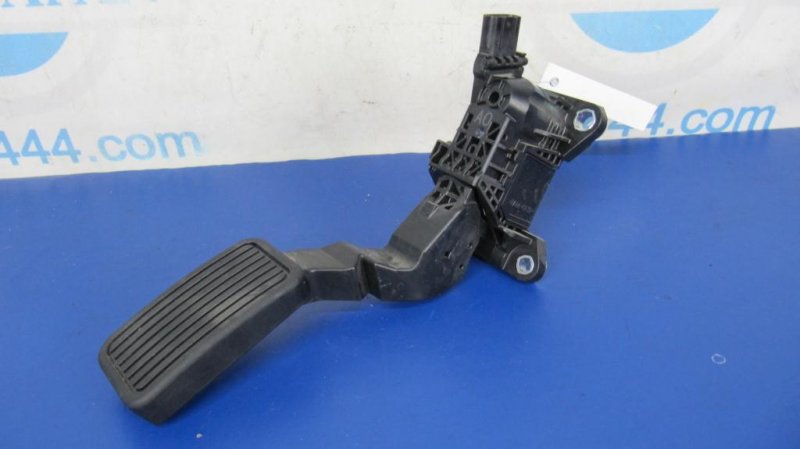 Запчасть педаль газа ACURA RDX 12-19 2018 Внедорожник 3.5 17800-T1W-A01 Б/У Педаль газа ACURA RDX 12-19 2018 Внедорожник 3.5 17800-T1W-A01 Б/У