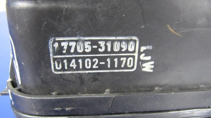 Крышка корпуса воздушного фильтра FJ CRUISER 06-15 2008 GSJ10 4.0 1GRFE