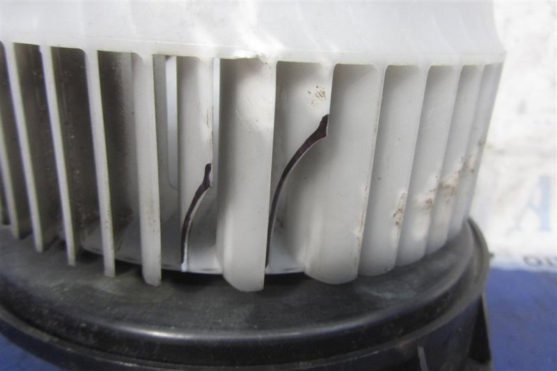 Моторчик печки TOYOTA FJ CRUISER 06-15 GSJ10 4.0 1GRFE