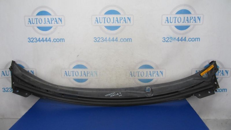 Пластик под лобовое стекло / Жабо MITSUBISHI LANCER X 10 07-15 2009 Седан 2.4 7405A058 Б/У