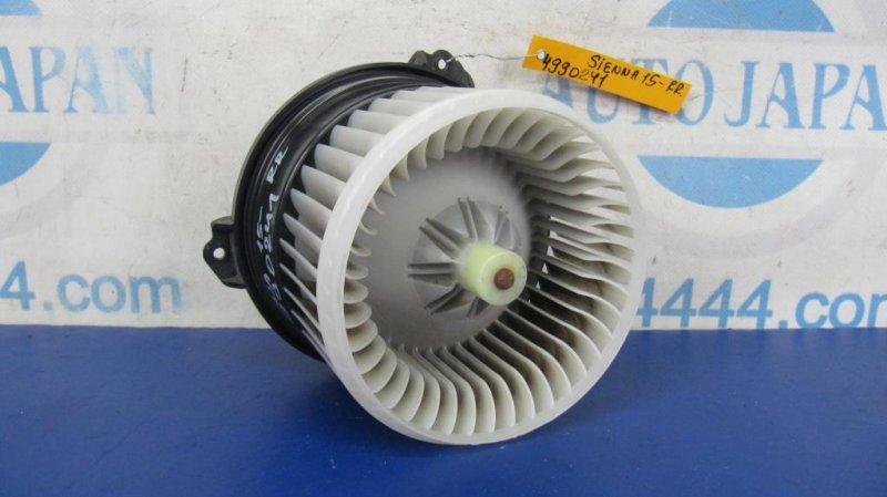 Запчасть моторчик печки задний TOYOTA SIENNA 11-16 2011 GSL30 3.5 2GR-FE 87103-0C061 Б/У Моторчик печки задний TOYOTA SIENNA 11-16 2011 GSL30 3.5 2GR-FE 87103-0C061 Б/У