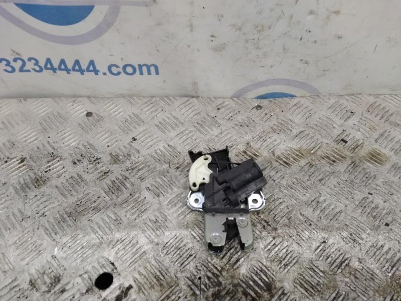 Замок крышки багажника PASSAT CC 08-12 2012 358 2.0 CBFA