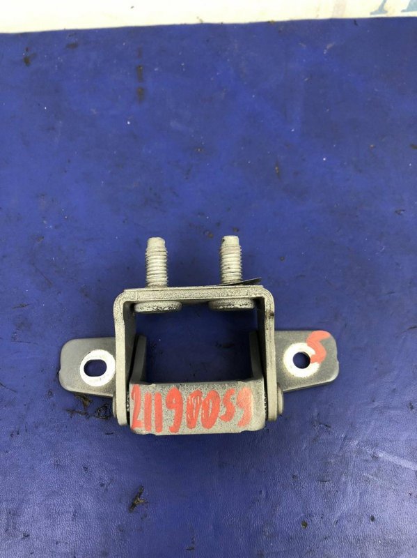 Петля крышки багажника левая HYUNDAI ELANTRA HD 06-11 2010 Универсал 2.0 G4GC 79770-2L200 Б/У