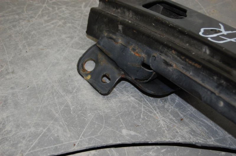 Усилитель переднего бампера ELANTRA HD 06-11 2010 Универсал 2.0 G4GC