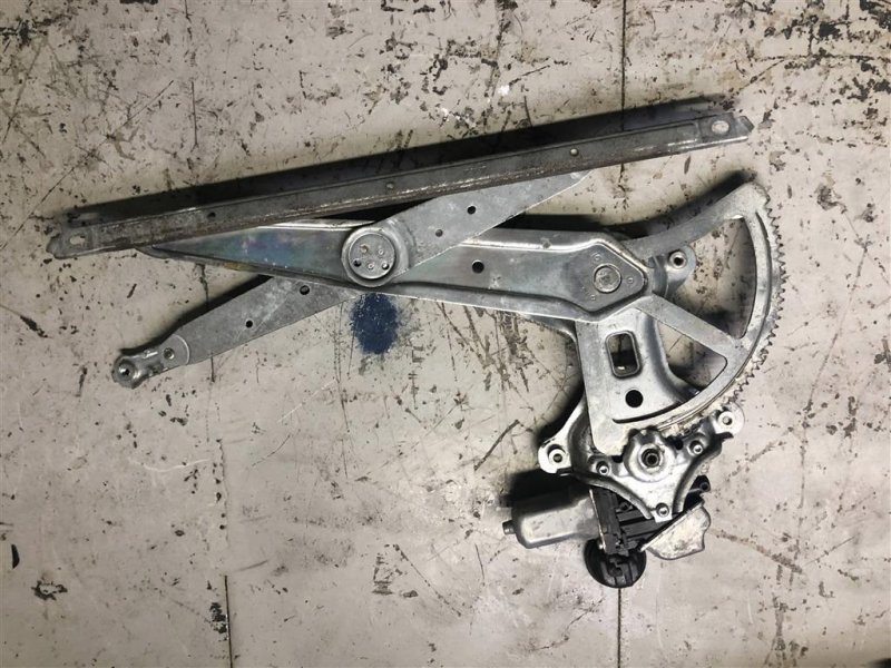 Стеклоподъемник передний левый SIENNA 11-16 2011 GSL30 3.5 2GR-FE Стеклоподъемник передний левый SIENNA 11-16 2011 GSL30 3.5 2GR-FE