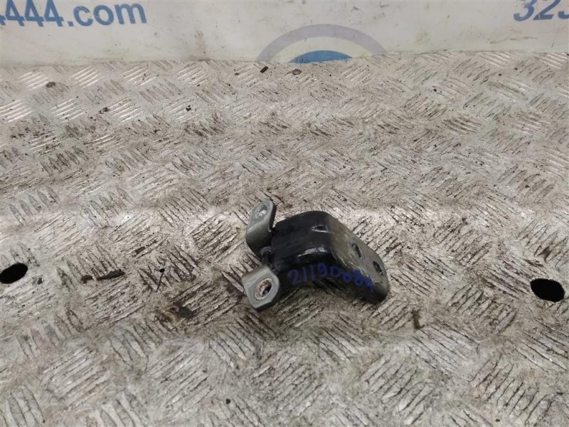 Петля двери нижняя передняя левая INFINITI QX60/JX35 12-20 Б/У