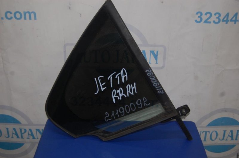 Стекло двери глухое заднее правое VOLKSWAGEN JETTA USA 10-17 2016 162 1.4 CZTA 5C6 845 214 Б/У