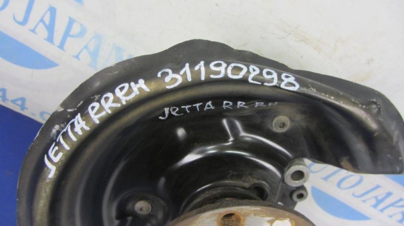 Ступица задняя правая JETTA USA 10-17